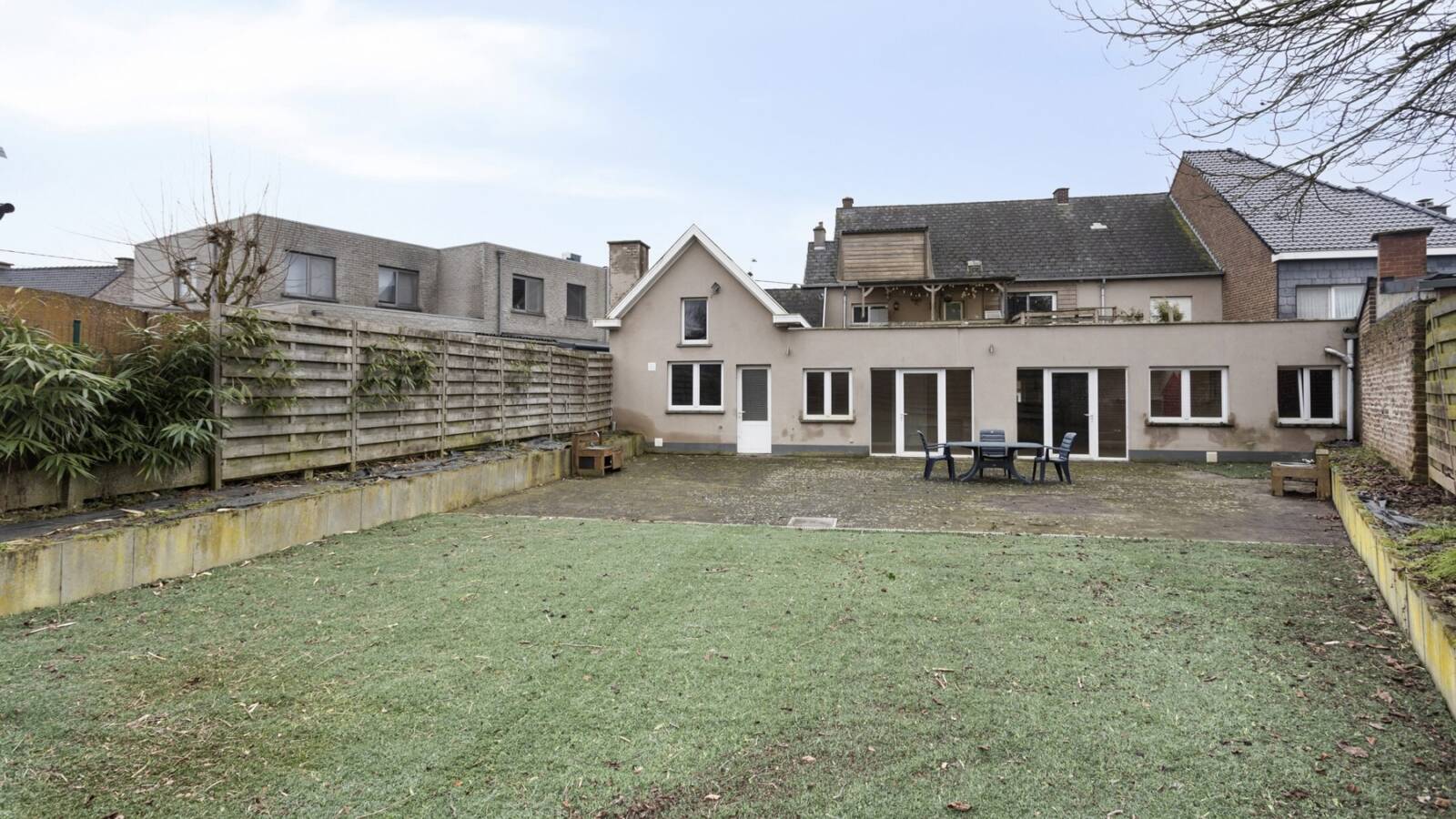 6F29B85Fd21142F5B259D9616B65A7F3